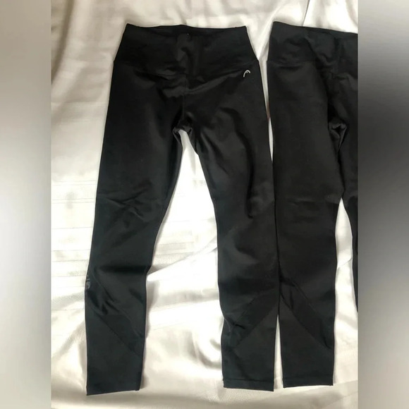 Pair of Leggings with Air Vents - Picture 4 of 12